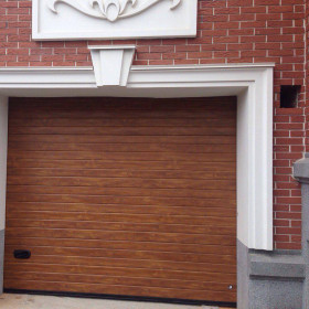 Ворота гаражні секційні 40 мм RIB/stucco  Колір - Golden oak, Золотий дуб
