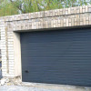 Sectional garage doors 40 mm RIB / woodgrain color-RAL 7016 Dark gray