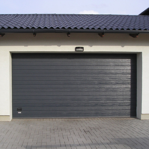 Sectional garage doors 40 mm RIB / woodgrain color-RAL 7016 Dark gray