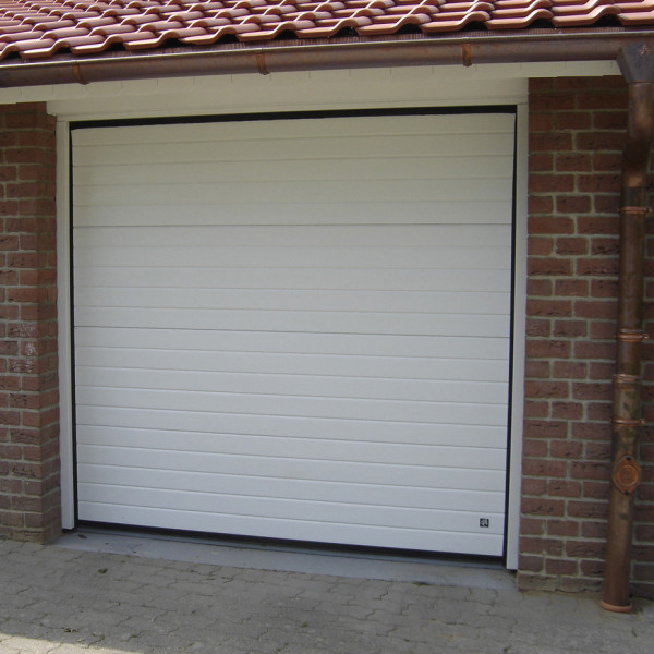 Sectional garage doors 40 mm RIB / stucco color-RAL 9016 White