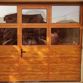 Ворота гаражні секційні 40 мм MIDRIB/woodgrain Колір - Golden oak, Золотий дуб