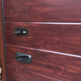Ворота гаражні секційні 40 мм MIDRIB/woodgrain Колір - Mahogany, Махагон
