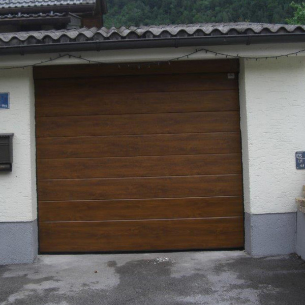 Garage sectional doors 40 mm MIDRIB / stucco color-Old oak, old oak