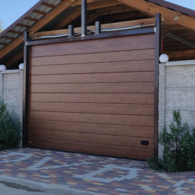 Ворота гаражні секційні 40 мм MIDRIB/woodgrain Колір - Old oak, старий дуб