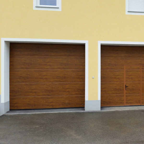 Ворота гаражні секційні 40 мм Flush/Woodgrain Колір - Golden oak, Золотий дуб