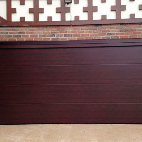 Sectional garage doors 40 mm Flush / stucco color-Mahogany, Mahogany