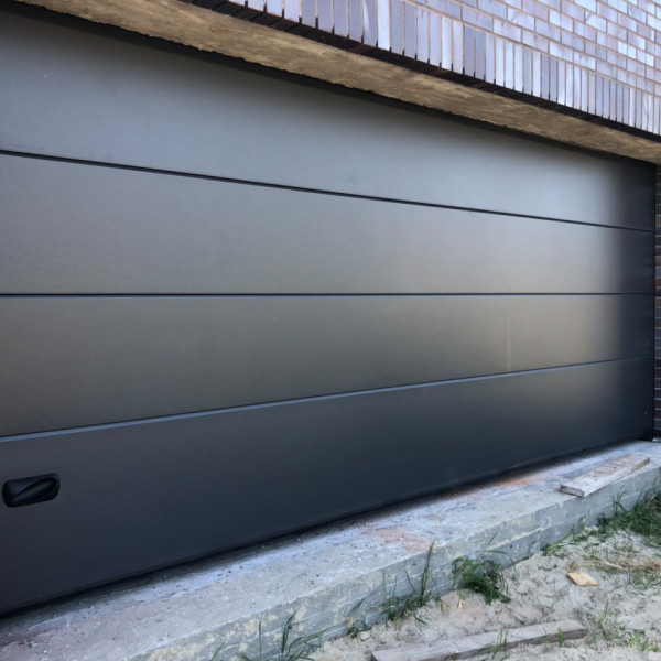 Garage sectional doors 40 mm Slick / smooth color-Anthracite,"anthracite gray"