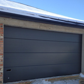 Sectional garage doors 40 mm Slick / smooth color-LINEA GRAY