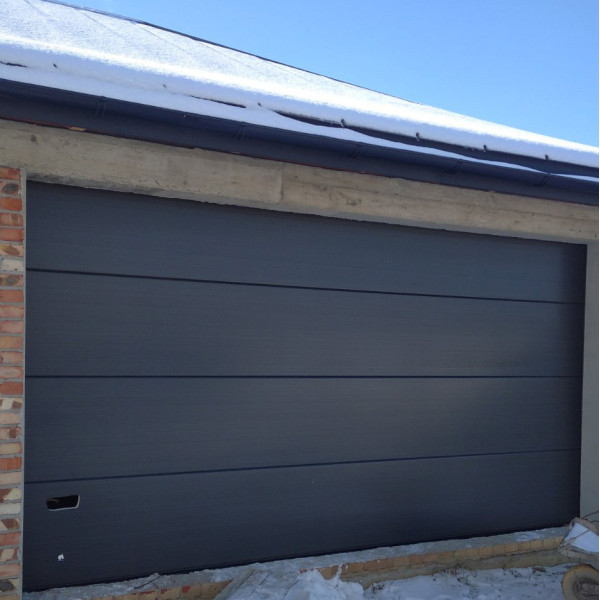 Sectional garage doors 40 mm Slick / smooth color-LINEA GRAY