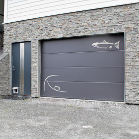 Sectional garage doors 40 mm Slick / smooth color-RAL 7016 Dark gray