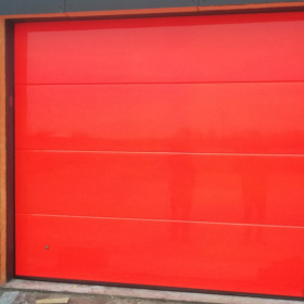 Sectional garage doors 40 mm Slick / smooth color-RAL 3000 Red
