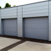 Sectional garage doors 40 mm MACRORIB / stucco color-RAL 9007 silver