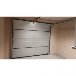 Garage sectional doors 40 mm Flush/Woodgrain External color - golden oak